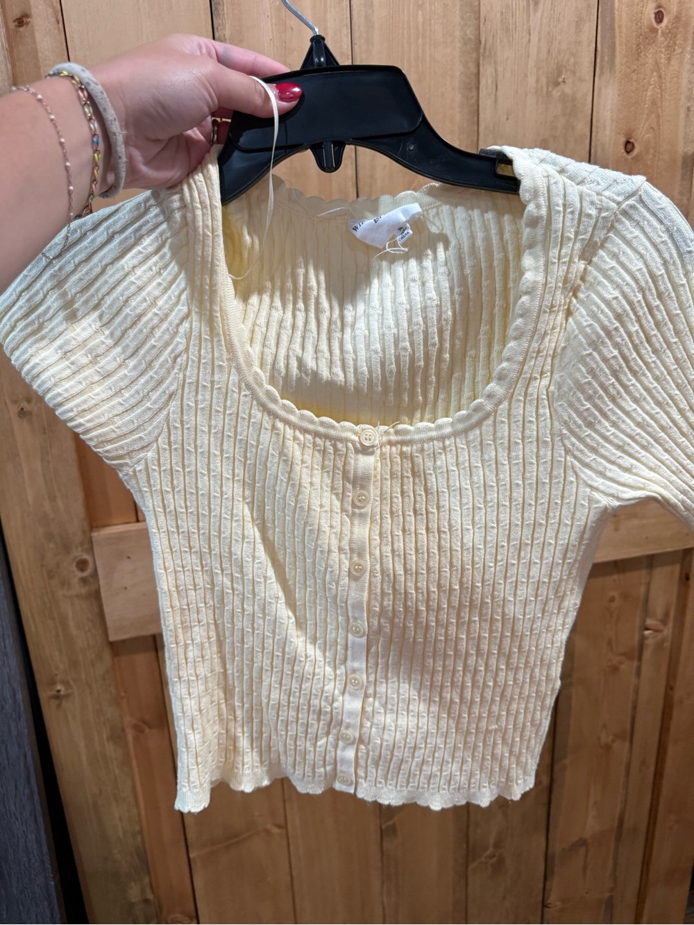 Willow & Wind Yellow Ribbed Scoop Neck Button-Front Women’s Top